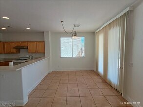 7918 Mustang Canyon St in Las Vegas, NV - Building Photo - Building Photo