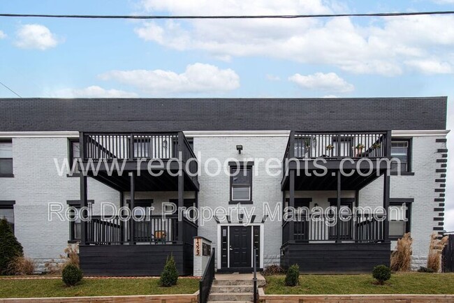 1329 E Market St in Indianapolis, IN - Building Photo - Building Photo