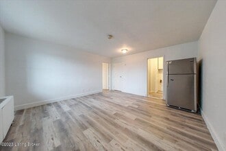 3320 Bardstown Rd in Louisville, KY - Building Photo - Building Photo