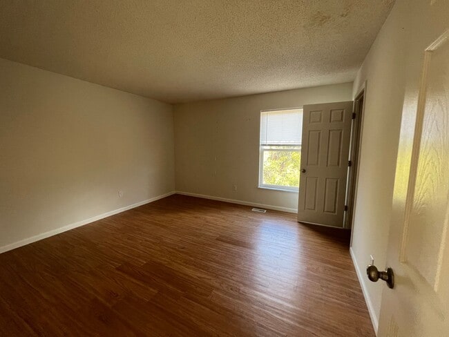 229 Old Hwy 100 in Villa Ridge, MO - Building Photo - Building Photo