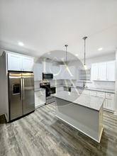 1604 Lasalle St, Unit D in Charlotte, NC - Building Photo - Building Photo