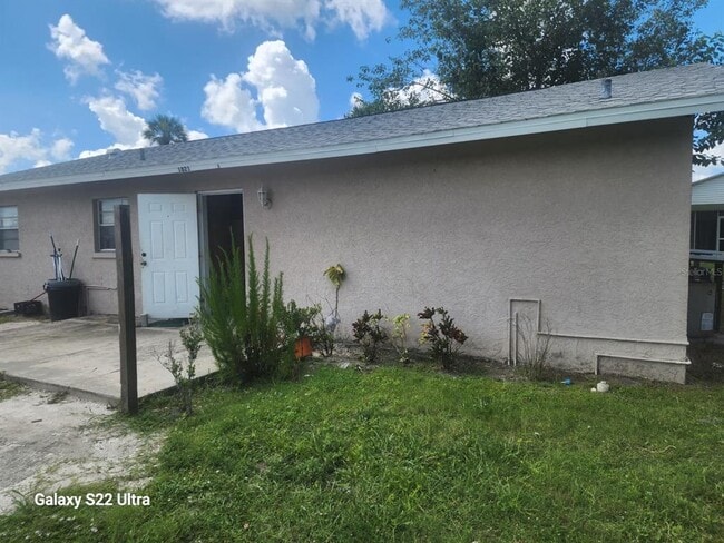 property at 1817 Los Pinos Rd