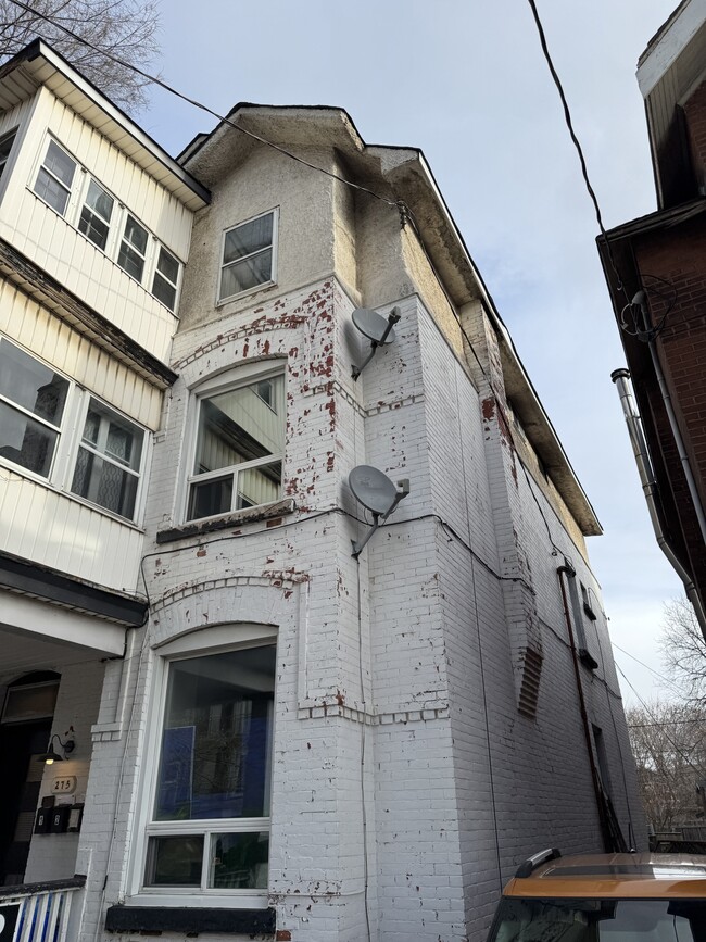275 Bronson Ave in Ottawa, ON - Building Photo - Building Photo