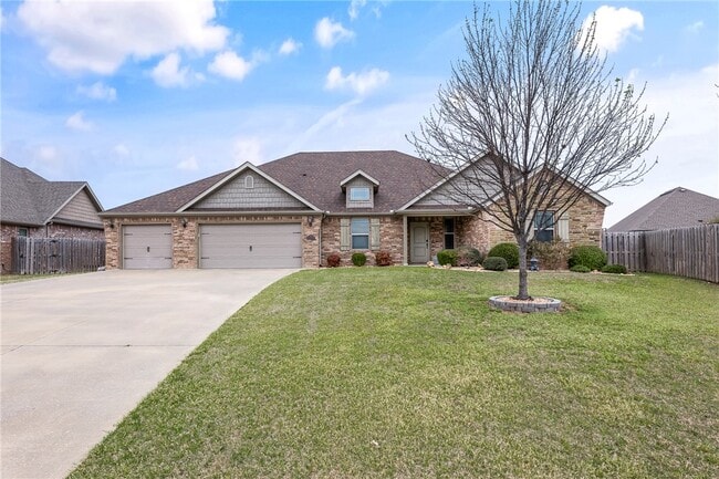 property at 1221 Stoneybrook Ln