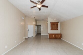 15626 Barbarossa Dr in Houston, TX - Building Photo - Building Photo