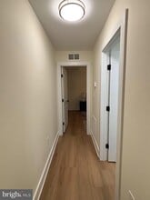 111 W North St in Charles Town, WV - Building Photo - Building Photo