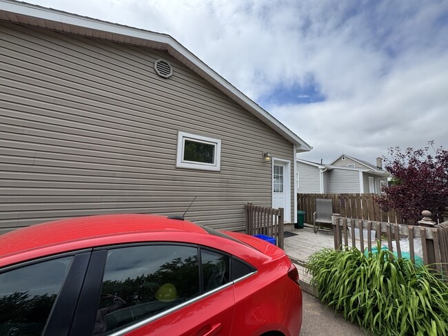 551 Champlain St in Dieppe, NB - Building Photo - Building Photo