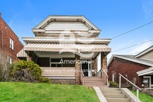 3013 Pyramid Ave in Pittsburgh, PA - Building Photo