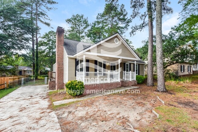 325 Greensprings Dr in Columbia, SC - Foto de edificio - Building Photo