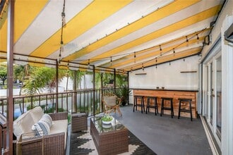 16424 Briar Patch Pl in Miami Lakes, FL - Building Photo - Building Photo