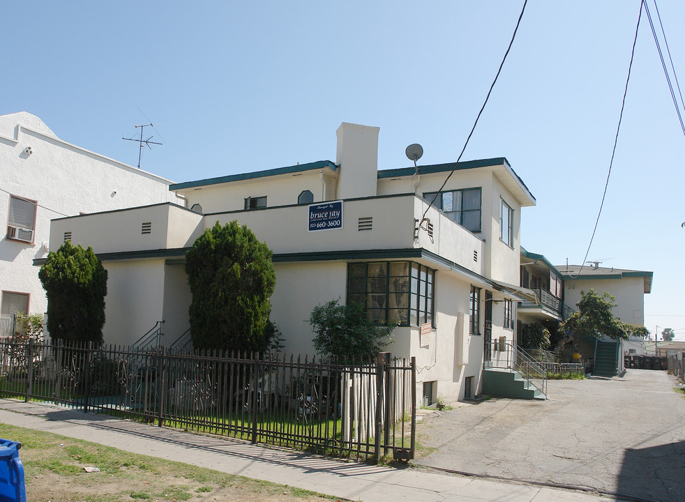 4412 E Lockwood Ave in Los Angeles, CA - Building Photo