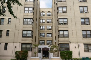 2685 University Ave Apartments