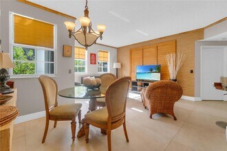 3235 NE 184th St, Unit 11103 in North Miami Beach, FL - Building Photo - Building Photo