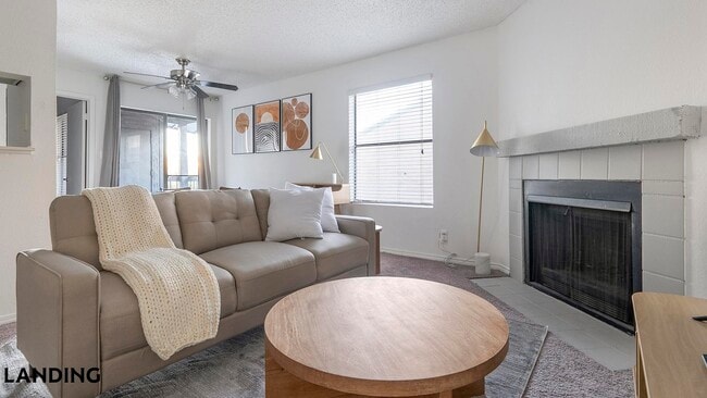 1071 Clayton Ln in Austin, TX - Building Photo - Building Photo