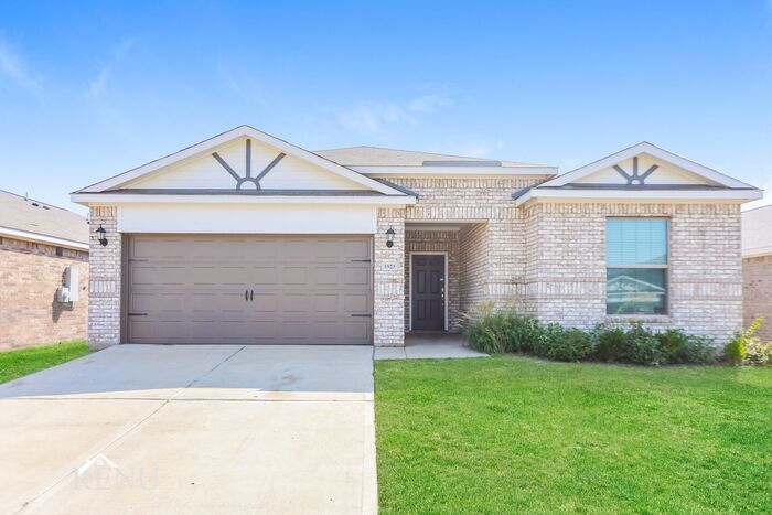 1923 Hialeah Dr in Seagoville, TX - Building Photo