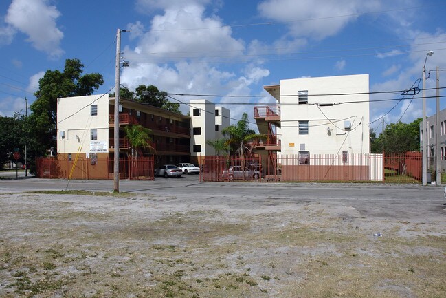 Miami View Apartments in Miami, FL - Foto de edificio - Building Photo