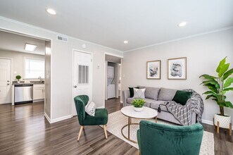 Suburban Living at Scott's Addition in Richmond, VA - Building Photo - Building Photo