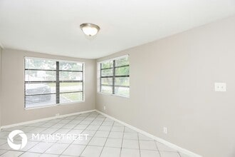 1367 NE 27th St in Pompano Beach, FL - Foto de edificio - Building Photo