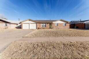 4714 46th St in Lubbock, TX - Building Photo