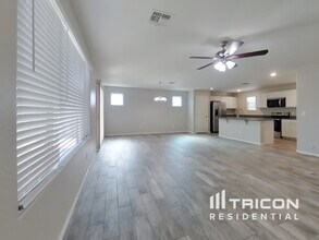 16562 W Sierra St in Surprise, AZ - Building Photo - Building Photo