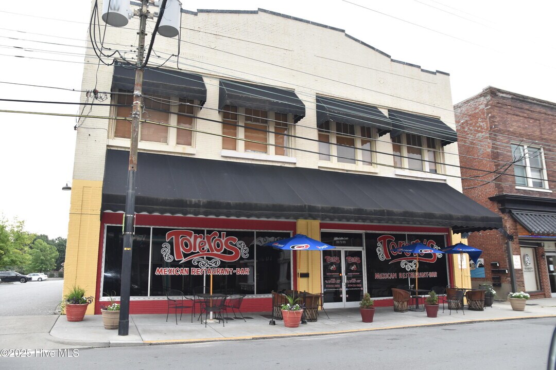 112 N John St in Goldsboro, NC - Building Photo