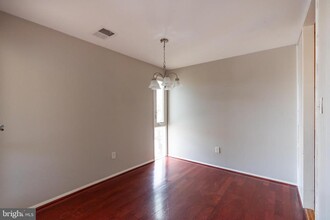 7328 Donnell Pl in Forestville, MD - Foto de edificio - Building Photo