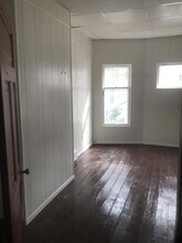 614 1/2 W Stephenson St in Freeport, IL - Building Photo - Building Photo