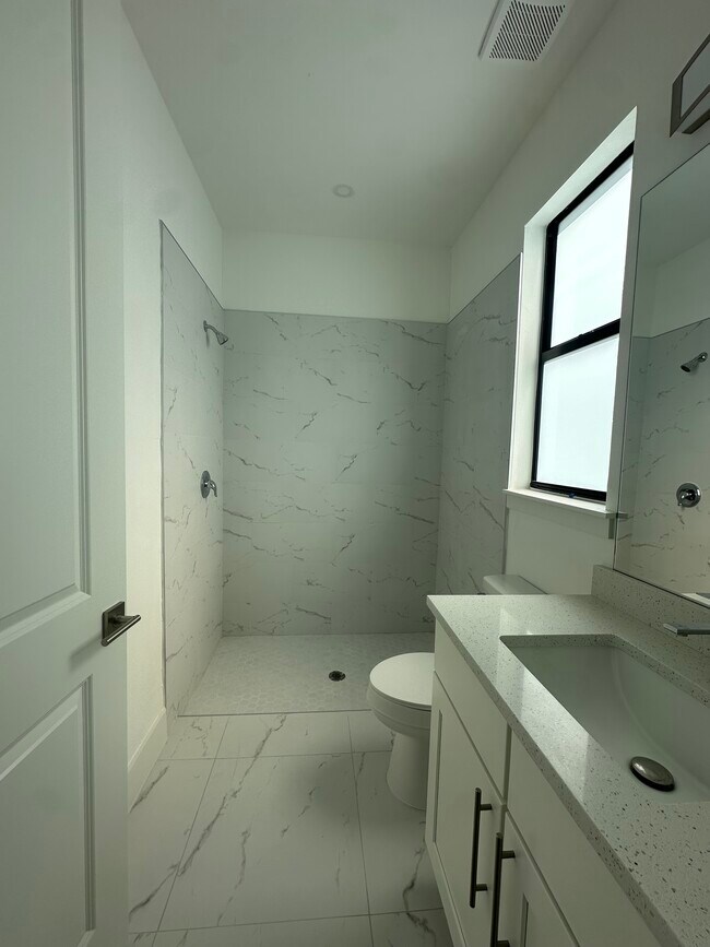 1120 Homer Ave S in Lehigh Acres, FL - Building Photo - Building Photo