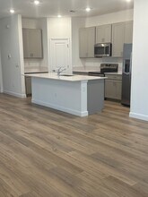 1545 SE Crosswood Wy in Port St. Lucie, FL - Building Photo - Building Photo