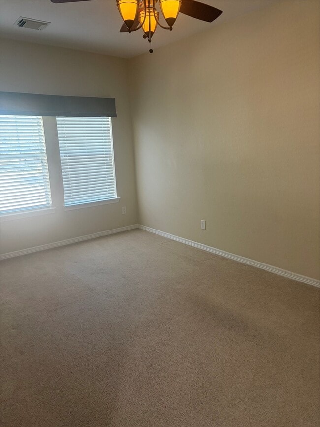 3730 Arundel Gardens Ln