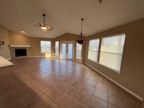 14157 Whitecap Blvd in Corpus Christi, TX - Foto de edificio - Building Photo