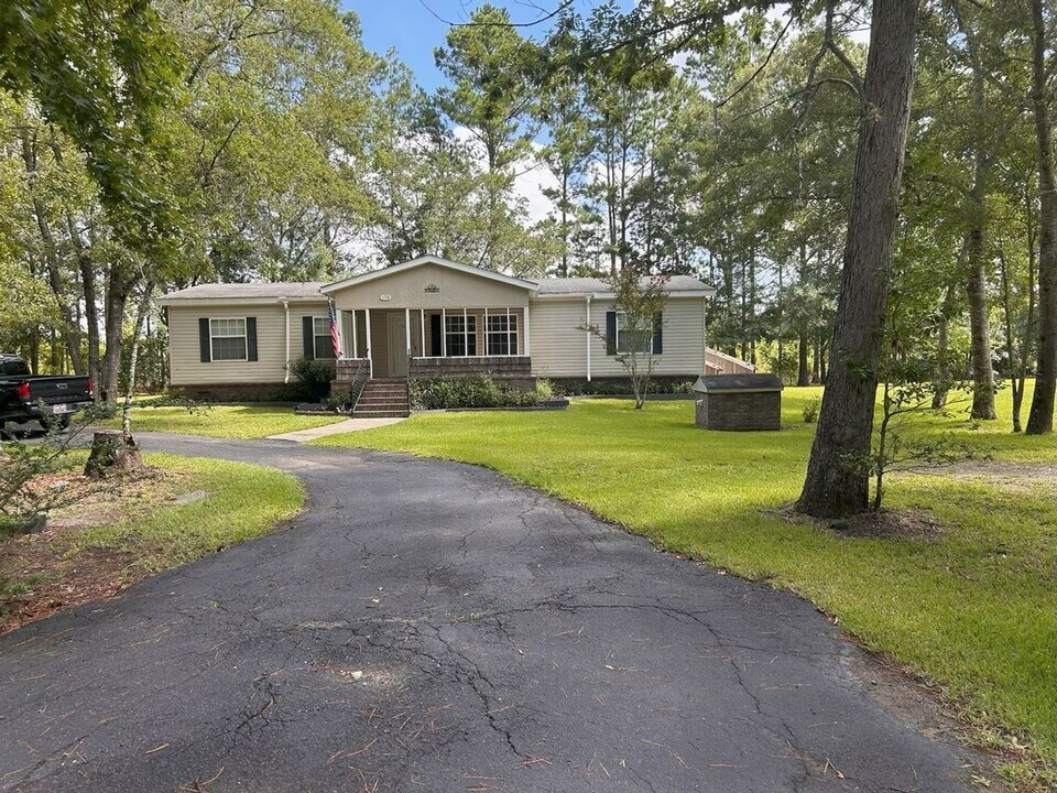 194 Barons Rd in Summerville, SC - Building Photo