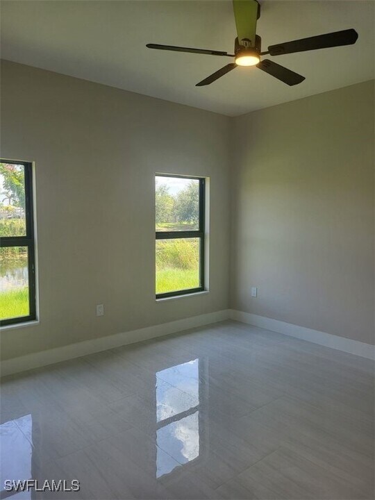 855 SW 15th Terrace in Cape Coral, FL - Building Photo
