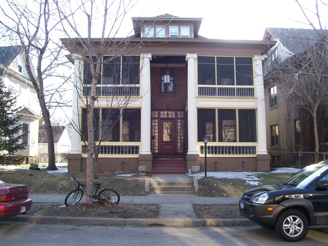 2445-2447 Aldrich Ave S in Minneapolis, MN - Building Photo - Building Photo