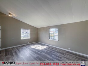 1107 Anna Lee Dr in Killeen, TX - Building Photo - Building Photo