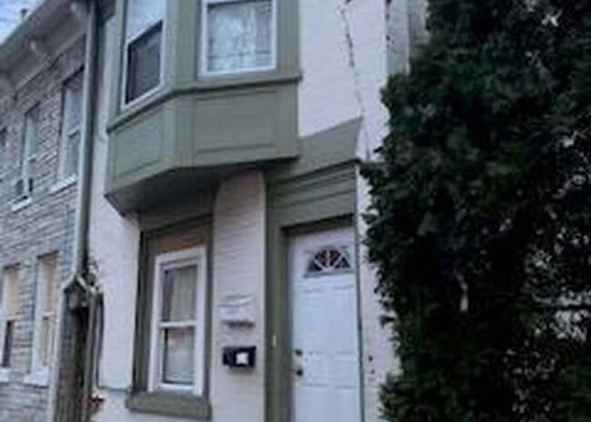 906 Franklin St, Unit 2