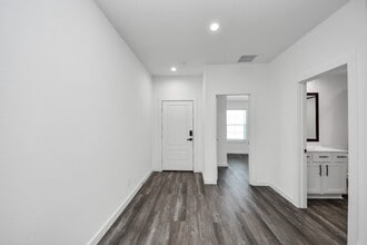 8747 Cedar Elm Pass in Rosharon, TX - Building Photo - Building Photo