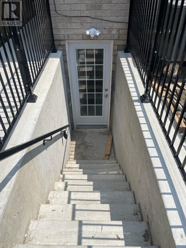 76 Seahorse Ave in Brampton, ON - Building Photo - Building Photo