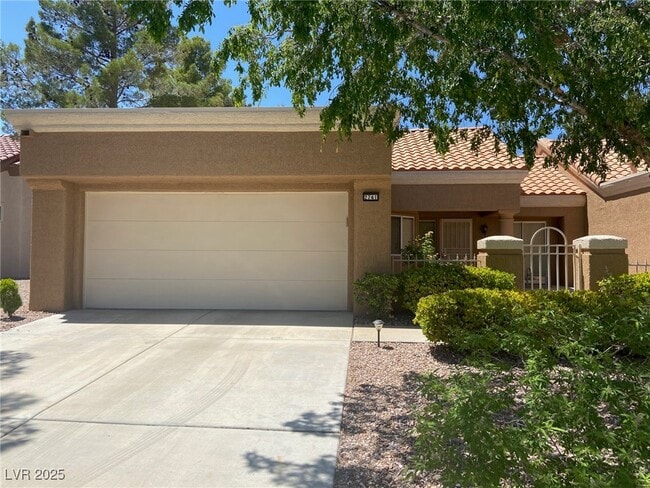2741 Sungold Dr