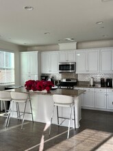 1375 Dolomite Way in San Marcos, CA - Building Photo - Building Photo