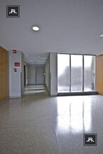 123 Chiswick Rd in Boston, MA - Foto de edificio - Building Photo