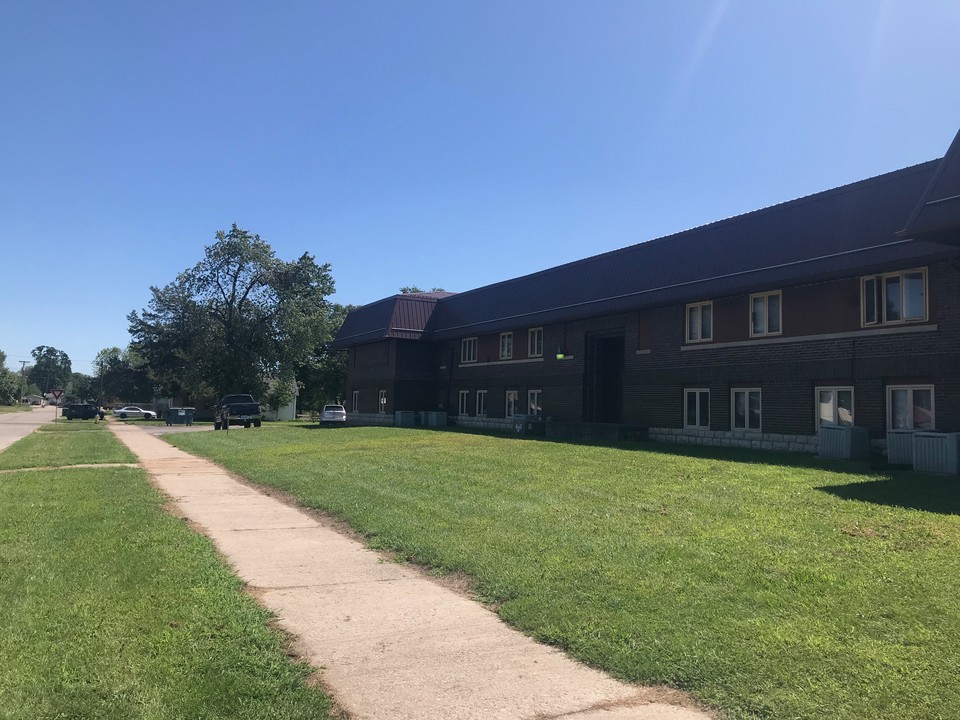 202 S Ward St in Ottumwa, IA - Building Photo