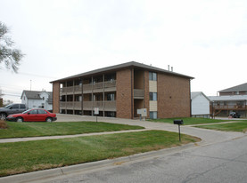 421 W Saunders Ave Apartamentos