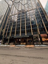 233 E Erie St in Chicago, IL - Building Photo