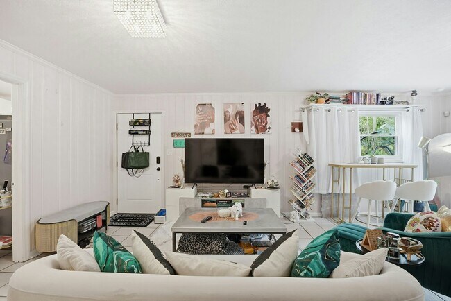 1159 Arlington Pkwy NE in Atlanta, GA - Building Photo - Building Photo