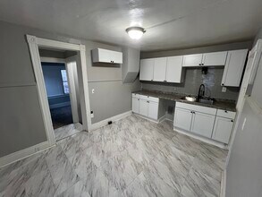 101 Superior St, Unit up in Rochester, NY - Foto de edificio - Building Photo