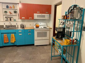 32 Summer St, Unit 32 in Laconia, NH - Building Photo