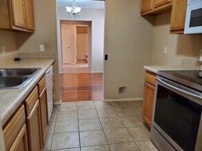 6204 SW Meadow Well Ave in Bentonville, AR - Building Photo - Building Photo