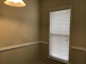 204 McCarthy Dr in Clayton, NC - Building Photo - Building Photo
