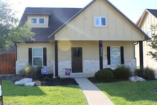 3334 Keefer Loop in College Station, TX - Building Photo